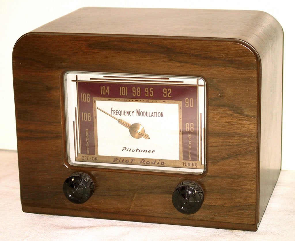 USA UKW-Vorsatzgerät T601