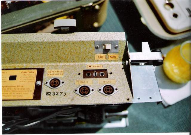 Anschlüsse hinten rechts